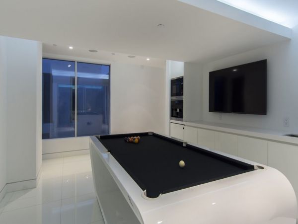 Los Angeles Home 993061