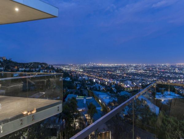 Los Angeles Home 993061
