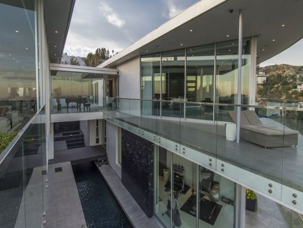 Los Angeles Home 993061