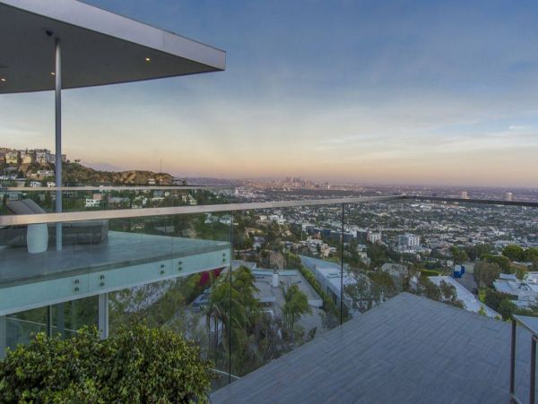 Los Angeles Home 993061