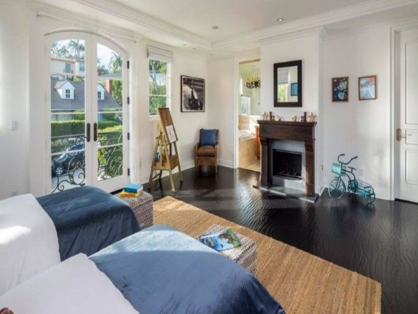 Los Angeles Home 993062