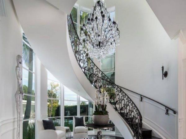 Los Angeles Home 993062