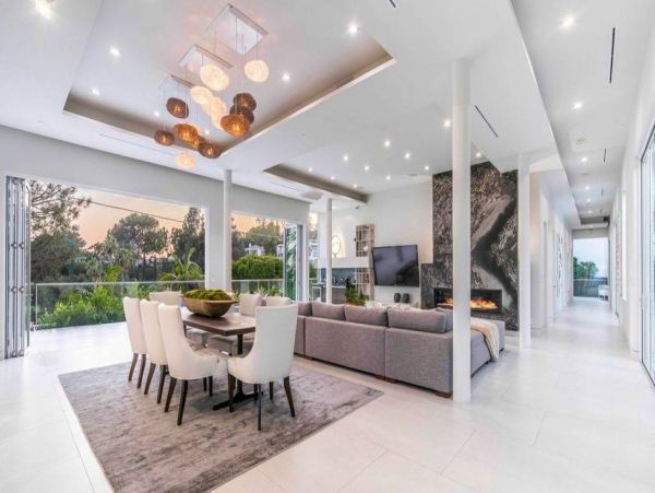Los Angeles Home 993063