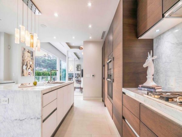 Los Angeles Home 993063