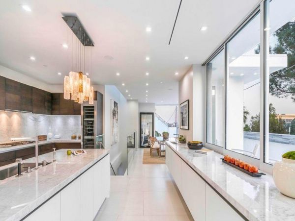 Los Angeles Home 993063