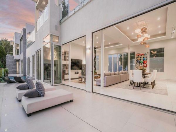 Los Angeles Home 993063