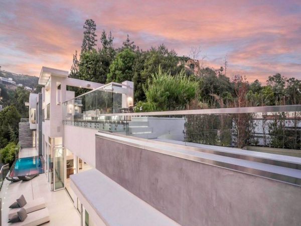 Los Angeles Home 993063