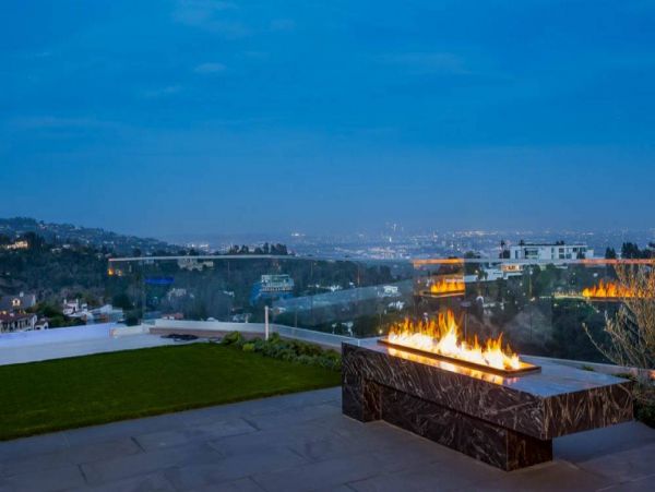 Los Angeles Home 993064
