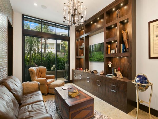 Los Angeles Home 993065