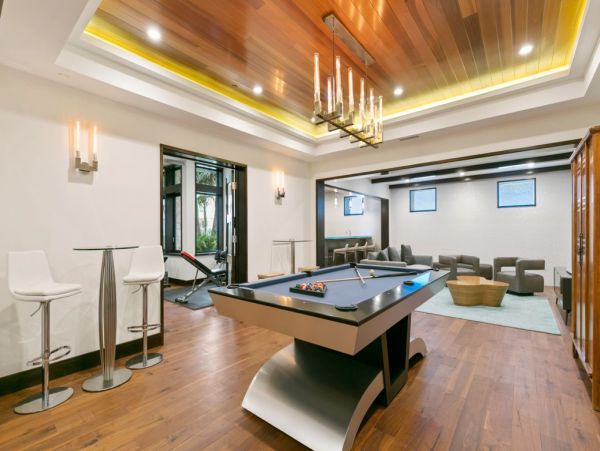 Los Angeles Home 993065