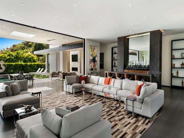 Los Angeles Home 993067