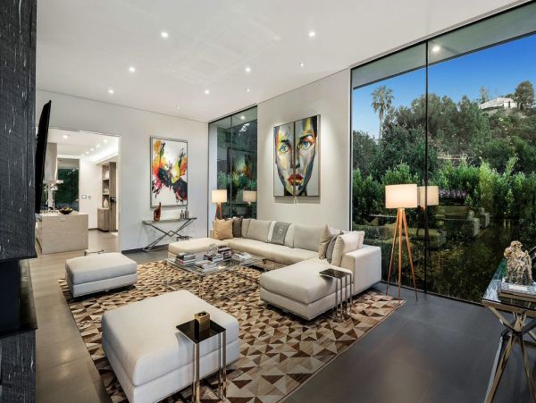 Los Angeles Home 993067