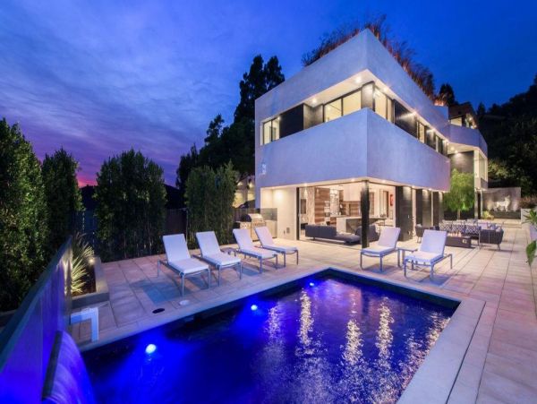 Los Angeles Home 993070