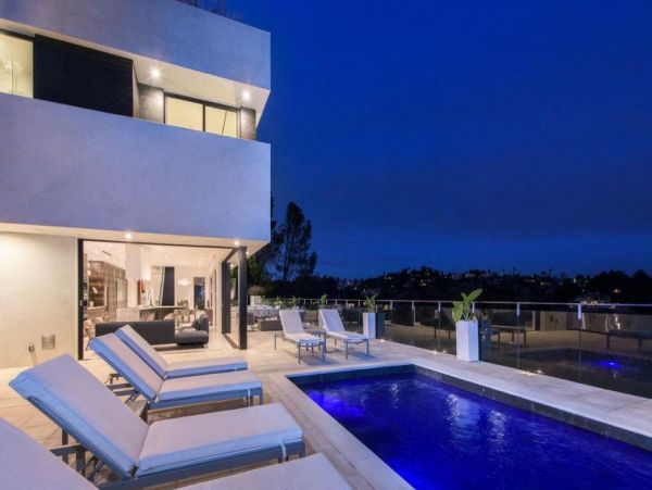 Los Angeles Home 993070