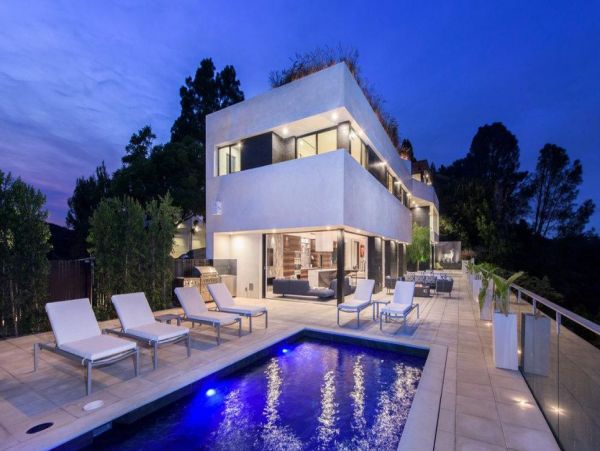 Los Angeles Home 993070