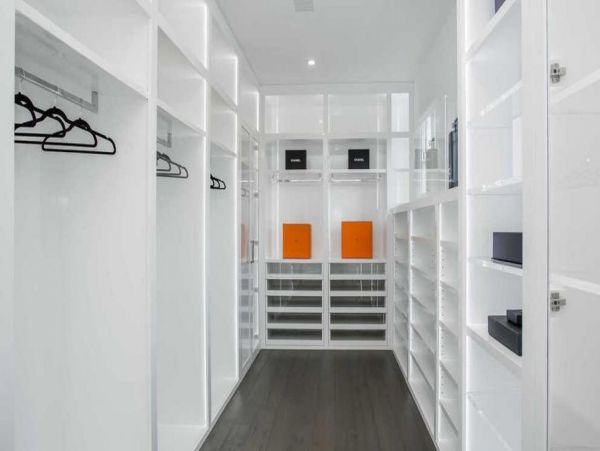 Los Angeles Home 993071