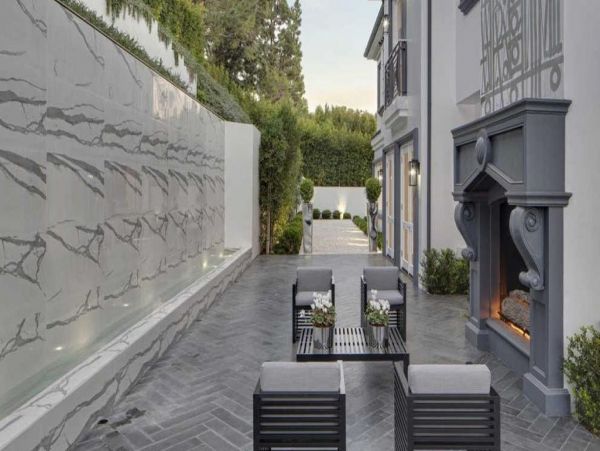 Los Angeles Home 993071