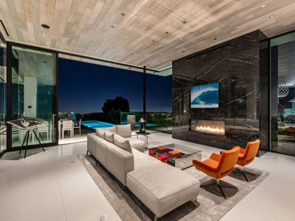 Los Angeles Home 993072