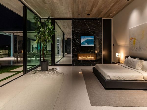 Los Angeles Home 993072