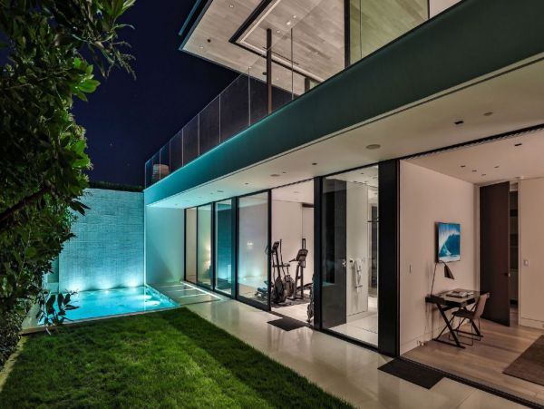 Los Angeles Home 993072