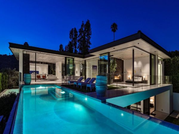 Los Angeles Home 993072