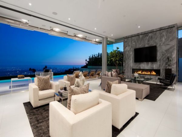 Los Angeles Home 993073