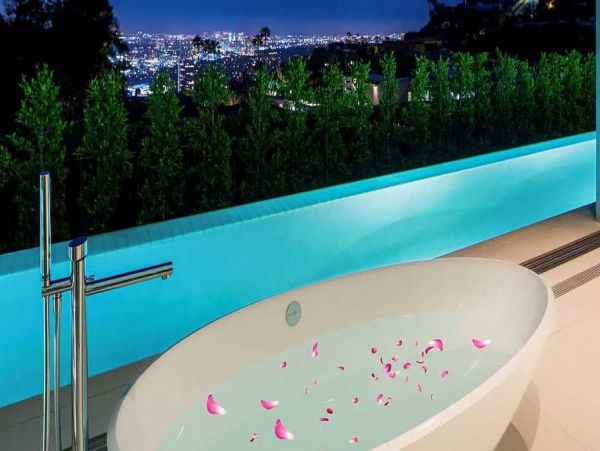 Los Angeles Home 993073