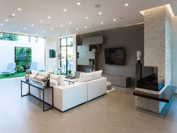 Los Angeles Home 993074
