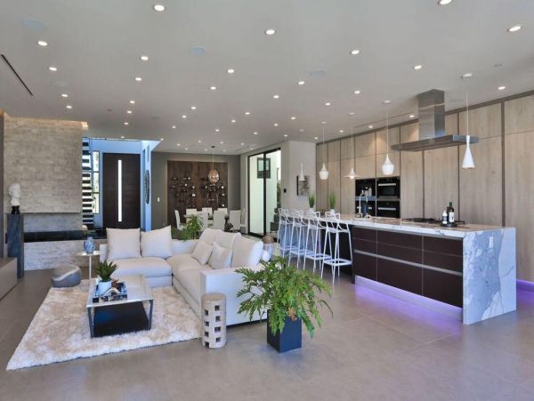 Los Angeles Home 993074