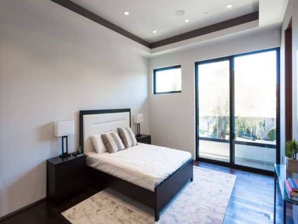 Los Angeles Home 993074
