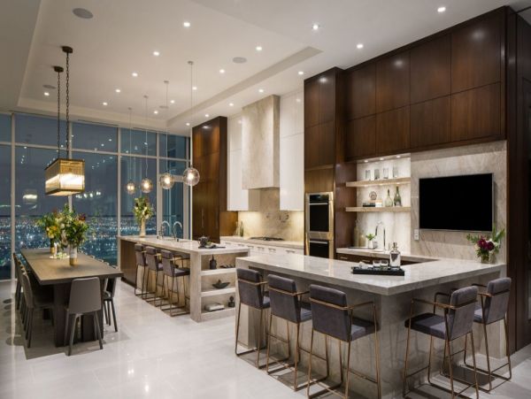Los Angeles Home 993075