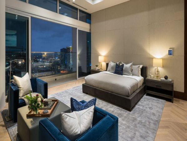 Los Angeles Home 993075