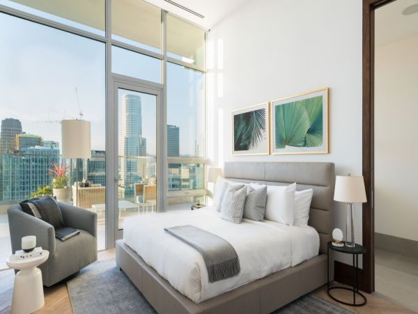 Los Angeles Home 993075