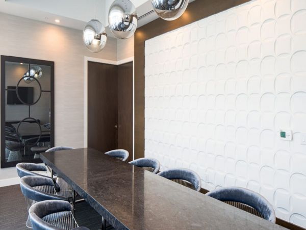 Los Angeles Home 993075