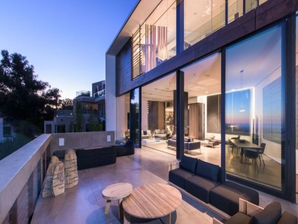 Los Angeles Home 993076