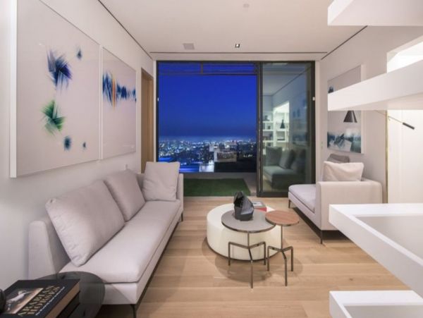 Los Angeles Home 993076