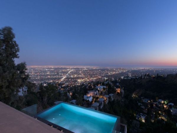 Los Angeles Home 993076