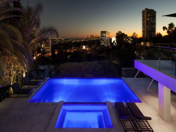 Exquisite West Hollywood 3 Bedroom Villa with Pool