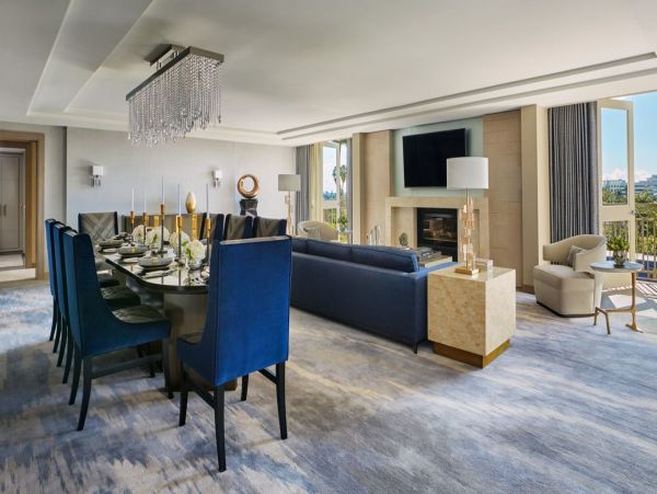 Glorious Beverly Hills Residence 2 Bedrooms & Fireplace