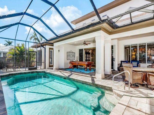 Naples Vacation Home With Private Pool Sleeps 7 Guests