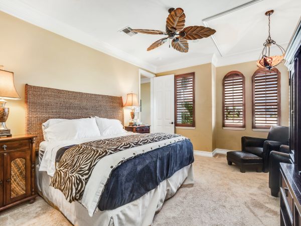 Naples Vacation Home With Private Pool Sleeps 7 Guests