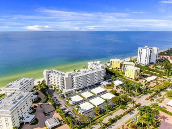 Gulf Views Galore! Vacation Rental Condo In Naples 4 Guests