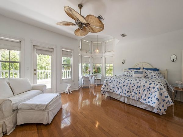Charming Vacation Rental Home in Naples With 4 Bedrooms