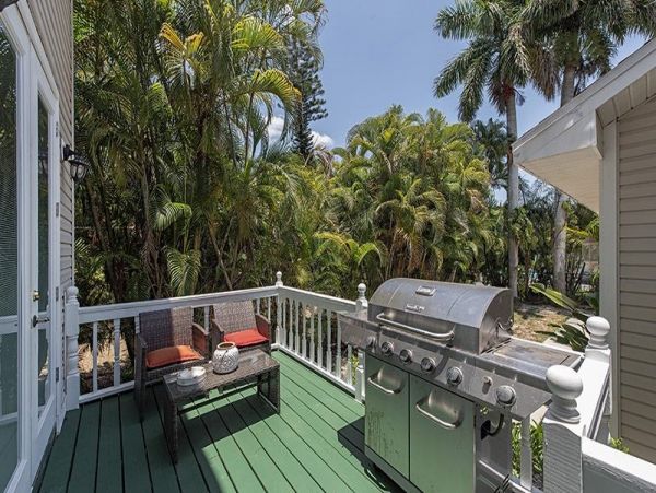 Charming Vacation Rental Home in Naples With 4 Bedrooms
