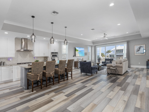 Fort Myers Walk to Beach & Canal Access 5 Bedroom Pool Home