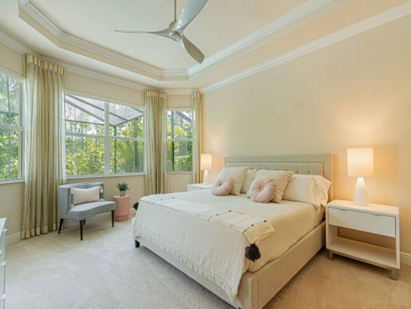 Naples Luxury Vacation Home With Private Pool Sleeps Six