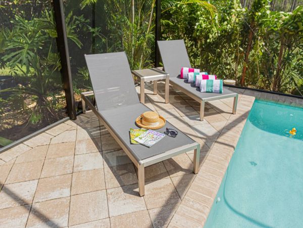 Naples Luxury Vacation Home With Private Pool Sleeps Six