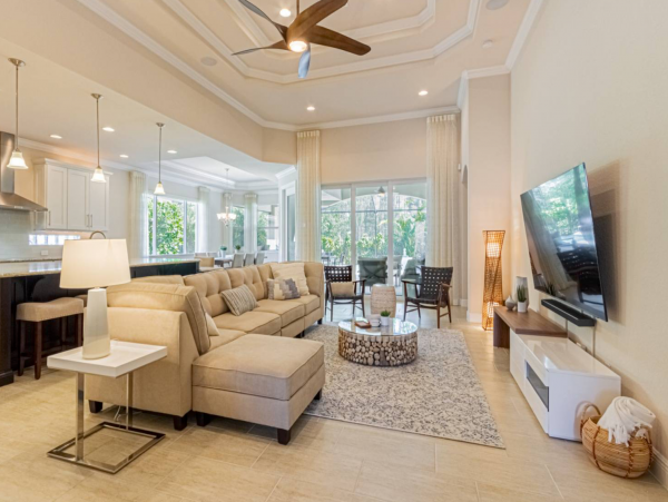 Naples Luxury Vacation Home With Private Pool Sleeps Six