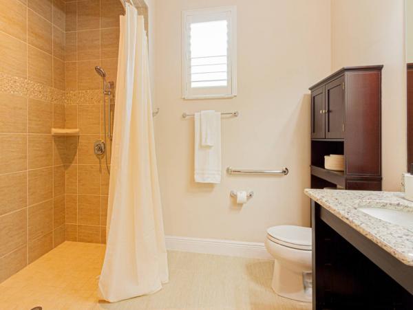 Naples Luxury Vacation Home With Private Pool Sleeps Six