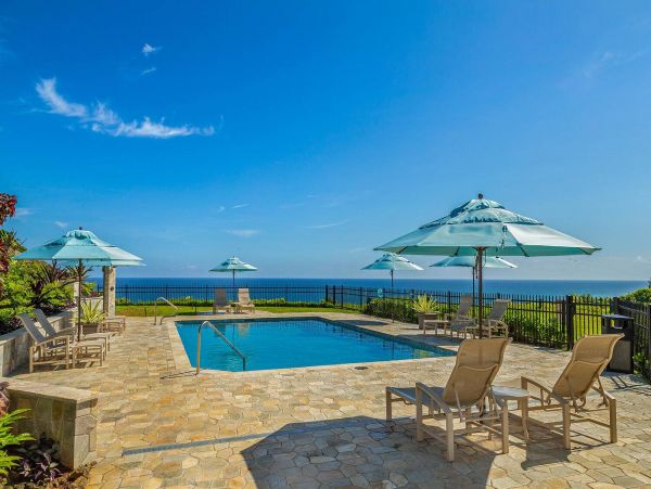 Kauai Luxury Vacation Rental - Princeville Oceanfront Condo